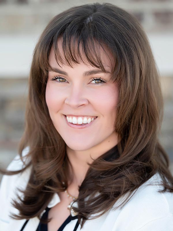 dr-makayla-sperbeck-magnolia-eyecare-king-nc